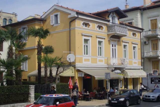 Apartment Center Οπατία Εξωτερικό φωτογραφία